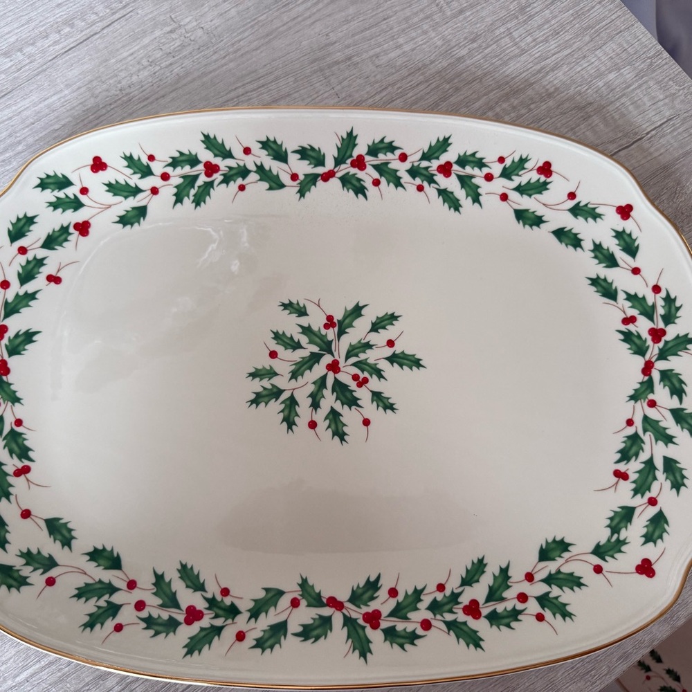Lenox Festive Holiday Platter with Holly Design